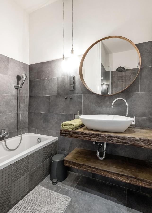 Industrial Fantasy Apartment Budapeşte Dış mekan fotoğraf